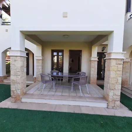 Helios Heights Spirits, Aphrodite Hills Golf Kouklia