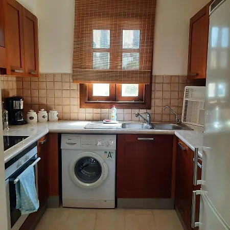 Helios Heights Spirits, Aphrodite Hills Golf Apartment Kouklia
