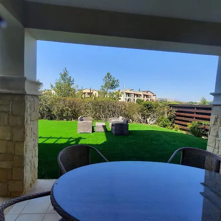 Apartment Helios Heights Spirits, Aphrodite Hills Golf